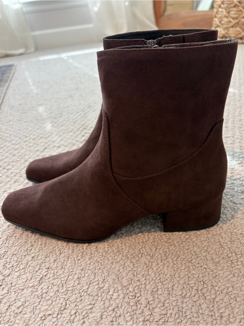 NWT Universal Thread Coral Ankle Boots Brown - Picture 3 of 9